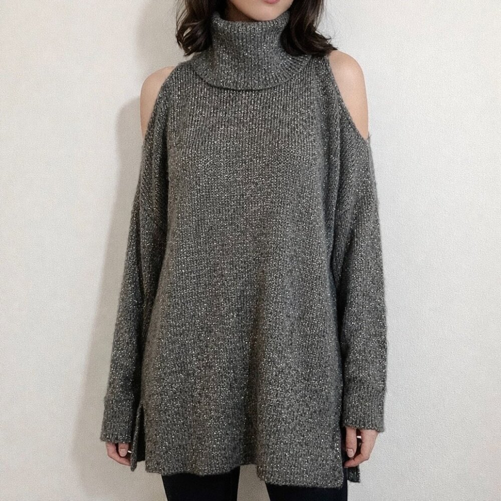 Bare Shoulder Sweater Gray / Silver Metallic Thread SZ M   I N C   Concepts. Y2K